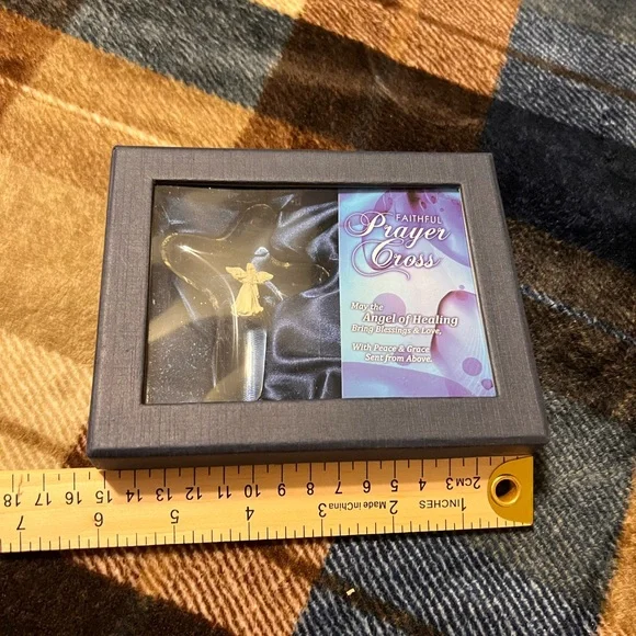 NWT Faithful crystal Prayer Cross with Golden healing Angel at its center - Picture 8 of 9